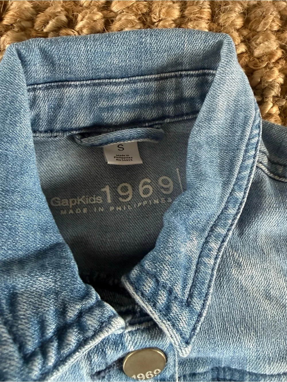GAP sleeveless denim